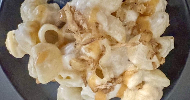 Black Pepper Gouda and Gruyère Mac and Cheese Recipe