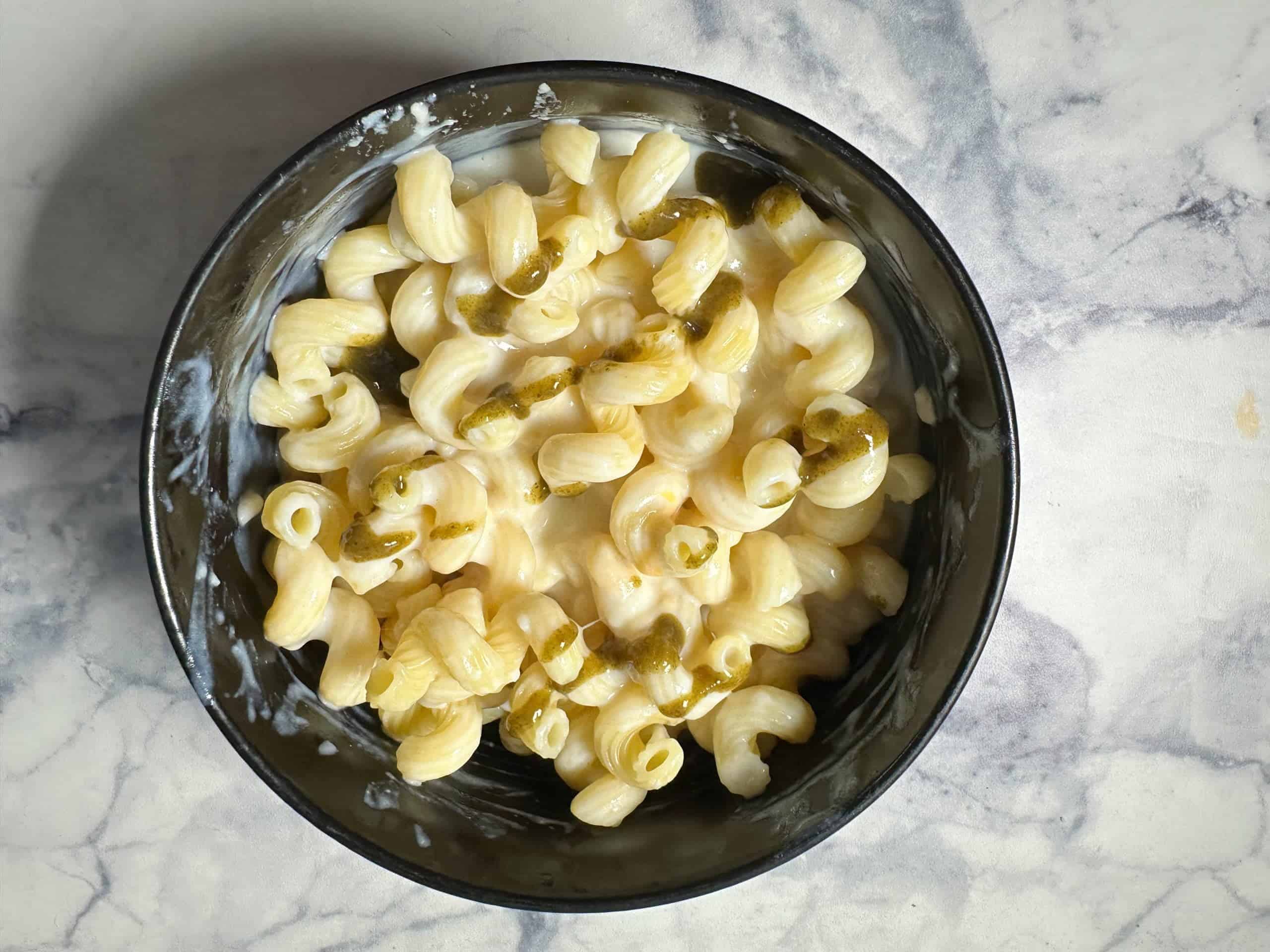 Goat Cheese and Caramelized Onion Cheddar Mac and Cheese